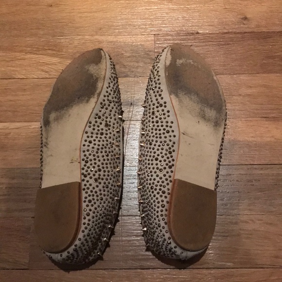 Steve Madden gold spiked flats - Picture 5 of 5